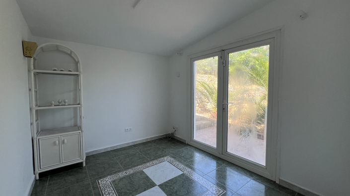 Image No.35-3 Bed Finca for sale