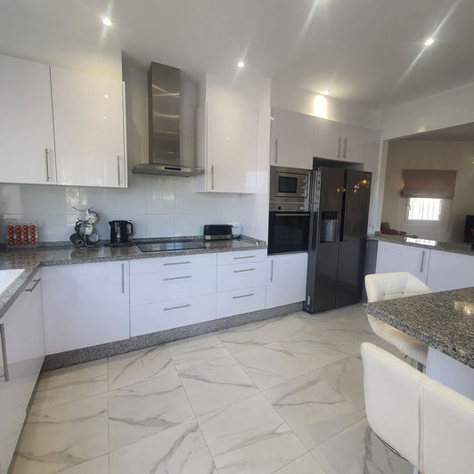 Image No.16-6 Bed Villa for sale