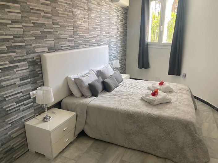 Image No.30-6 Bed Villa for sale