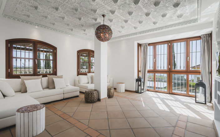 Image No.40-7 Bed Villa for sale