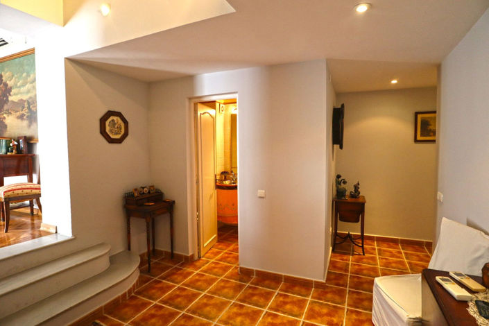 Image No.15-2 Bed Apartment for sale