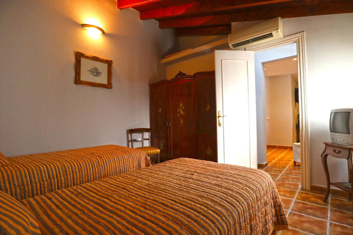 Image No.21-2 Bed Apartment for sale