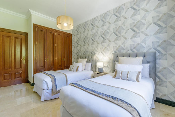 Image No.13-5 Bed Villa for sale