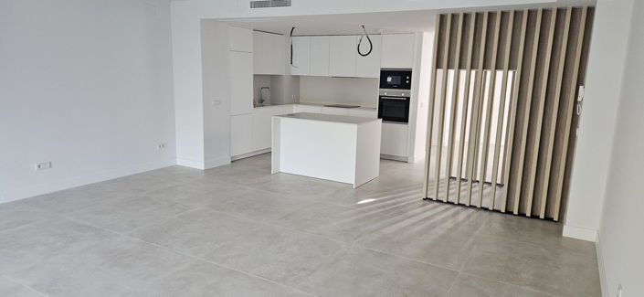 Image No.15-3 Bed Townhouse for sale