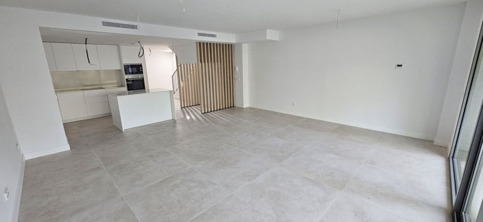 Image No.18-3 Bed Townhouse for sale