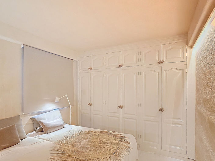 Image No.20-2 Bed Apartment for sale