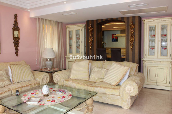 Image No.13-3 Bed Apartment for sale