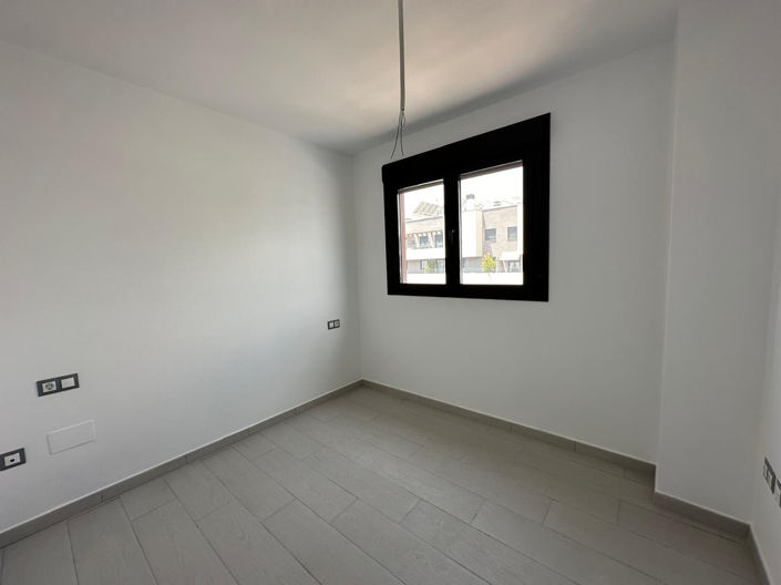 Image No.12-3 Bed Penthouse for sale