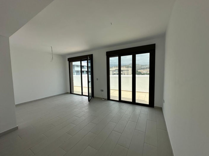 Image No.7-3 Bed Penthouse for sale