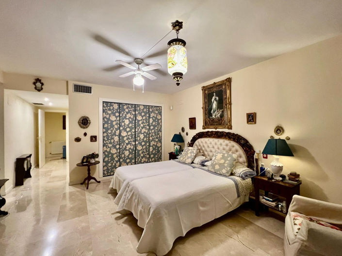 Image No.16-4 Bed Duplex for sale