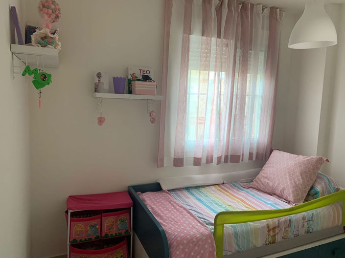 Image No.16-4 Bed Townhouse for sale