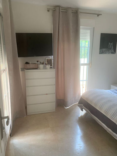 Image No.18-4 Bed Townhouse for sale