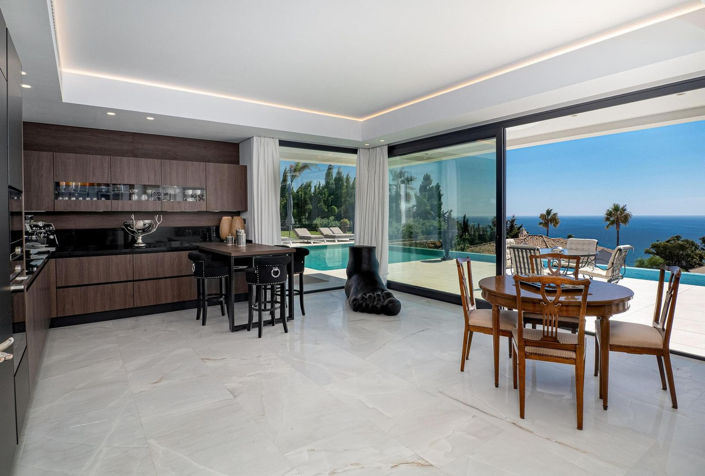 Image No.26-4 Bed Villa for sale