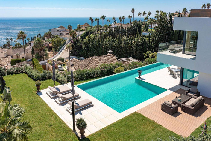 Image No.6-4 Bed Villa for sale