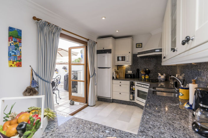 Image No.23-3 Bed Apartment for sale