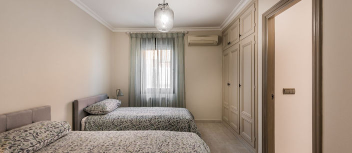 Image No.20-5 Bed Villa for sale