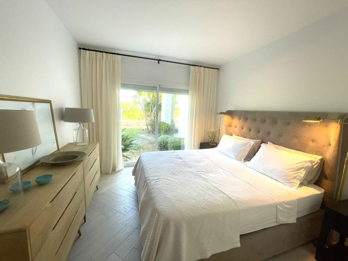 Image No.24-3 Bed Apartment for sale