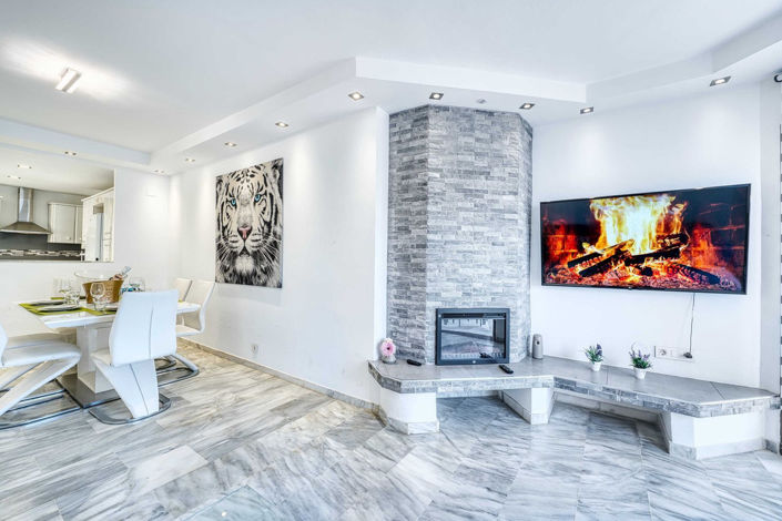 Image No.19-4 Bed Penthouse for sale