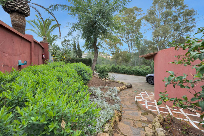 Image No.7-6 Bed Villa for sale