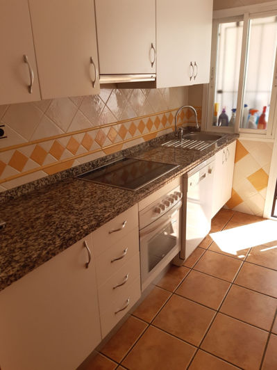 Image No.18-3 Bed Townhouse for sale