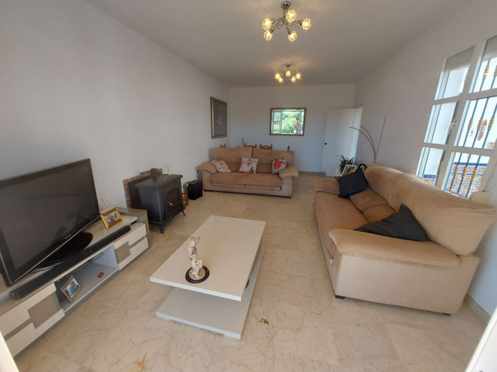 Image No.9-3 Bed Villa for sale