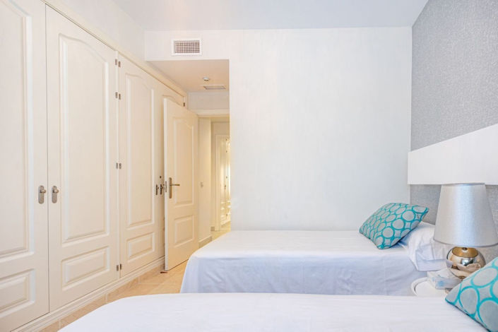 Image No.20-2 Bed Apartment for sale