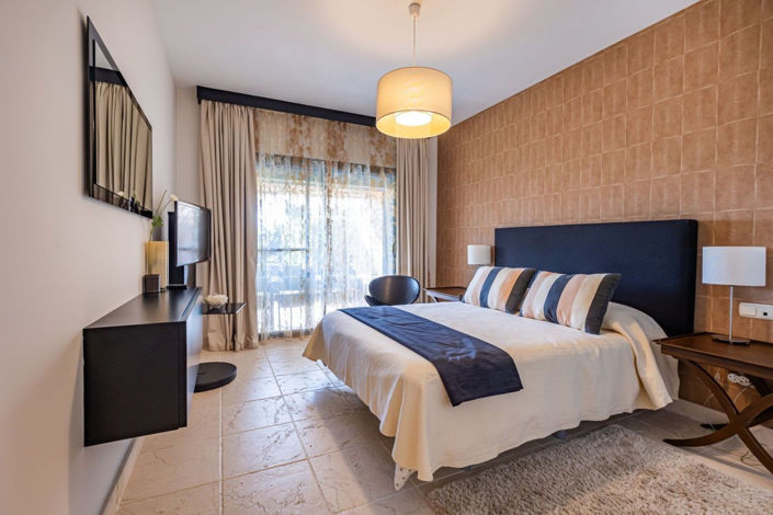 Image No.21-2 Bed Apartment for sale