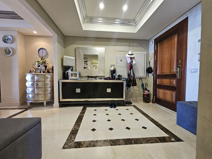 Image No.18-3 Bed Apartment for sale