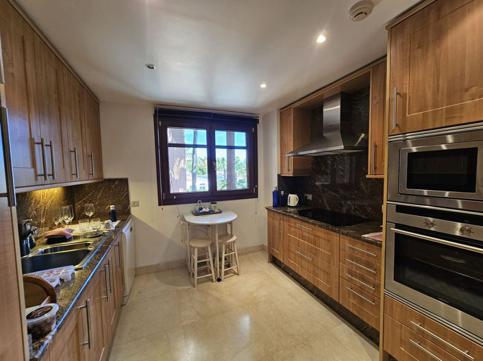 Image No.20-3 Bed Apartment for sale