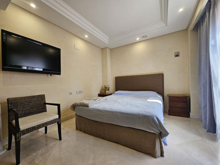 Image No.24-3 Bed Apartment for sale