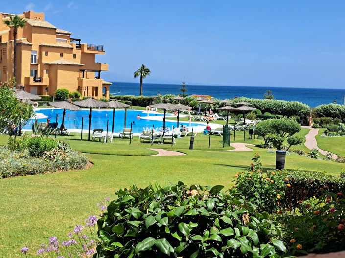 Image No.13-3 Bed Apartment for sale