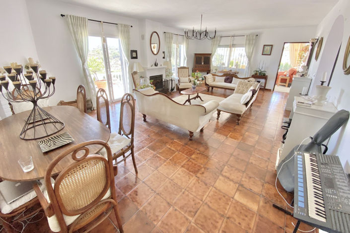 Image No.20-4 Bed Villa for sale