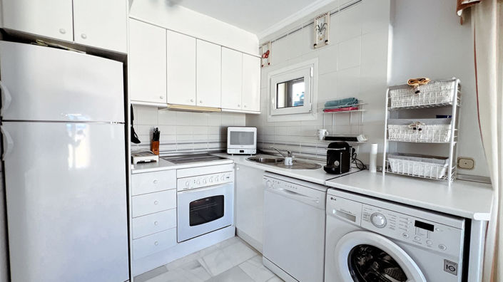 Image No.15-2 Bed Apartment for sale