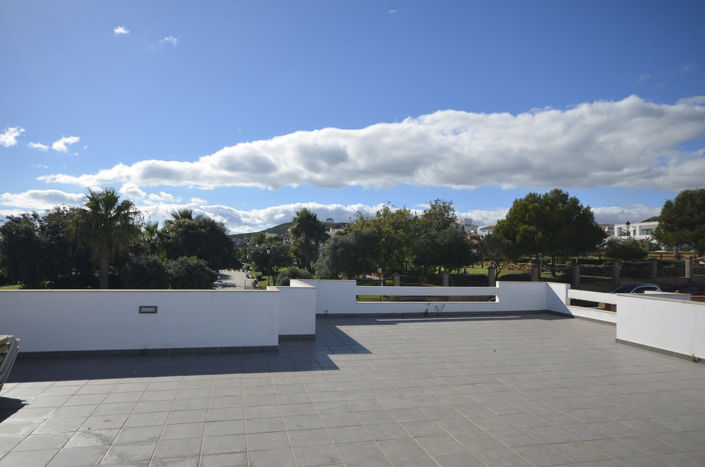 Image No.13-4 Bed Villa for sale