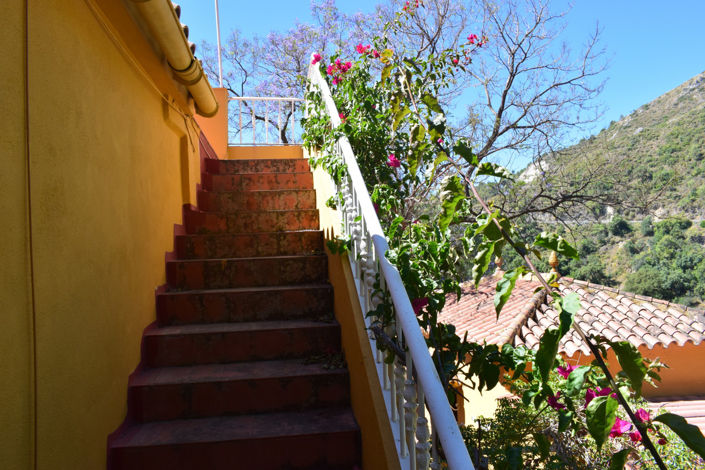 Image No.10-4 Bed Villa for sale