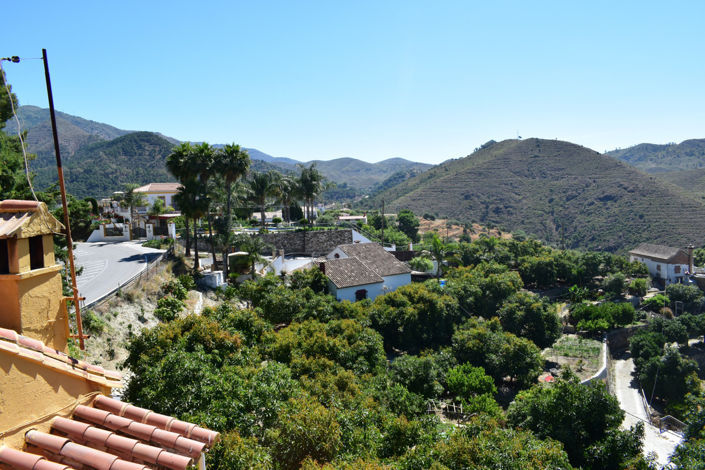 Image No.3-4 Bed Villa for sale