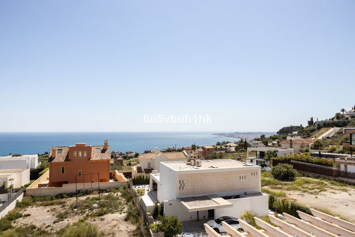 Image No.15-3 Bed Villa for sale