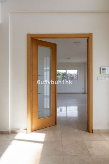 Image No.24-3 Bed Villa for sale