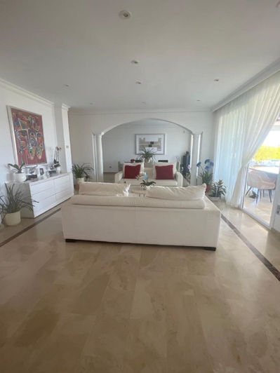 Image No.35-10 Bed Villa for sale