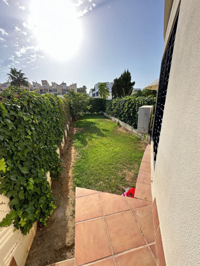 Image No.10-3 Bed Apartment for sale