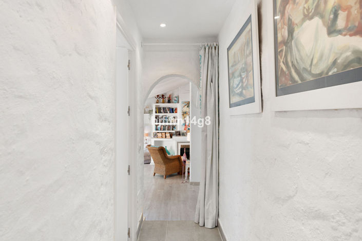 Image No.11-4 Bed Villa for sale