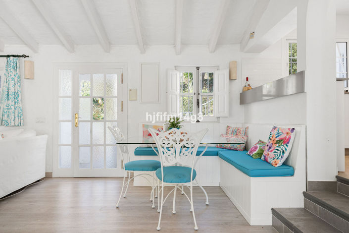 Image No.12-4 Bed Villa for sale