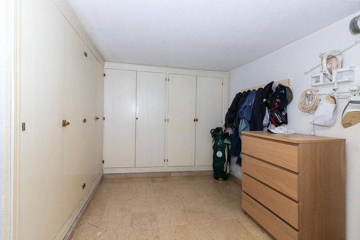 Image No.19-4 Bed Townhouse for sale