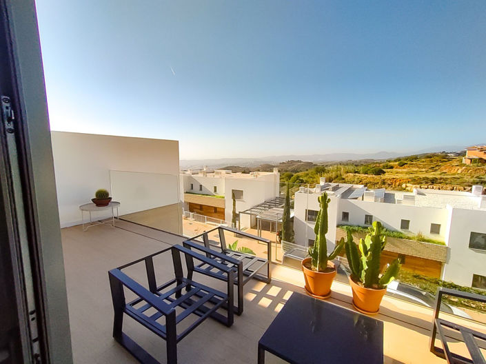 Image No.10-4 Bed Townhouse for sale