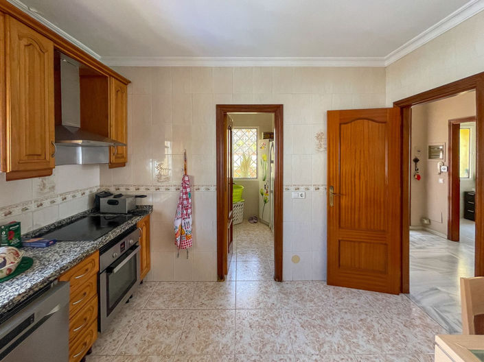 Image No.24-4 Bed Villa for sale