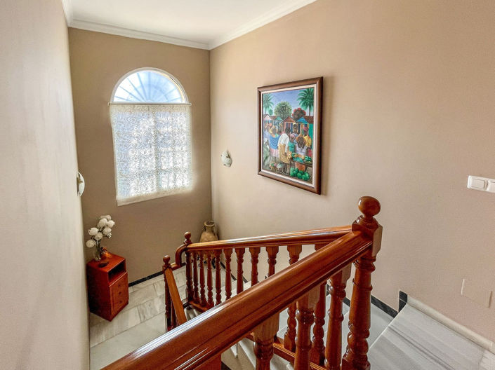 Image No.25-4 Bed Villa for sale