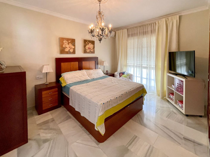 Image No.34-4 Bed Villa for sale