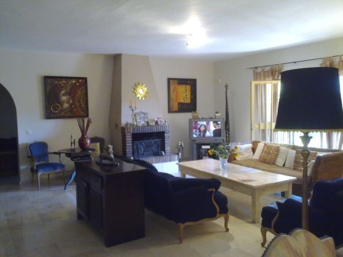 Image No.8-7 Bed Villa for sale