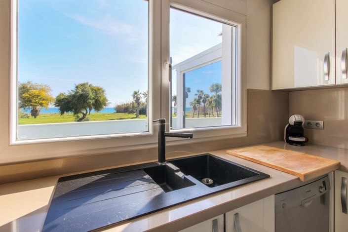 Image No.10-3 Bed Villa for sale