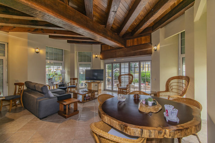 Image No.10-4 Bed Villa for sale